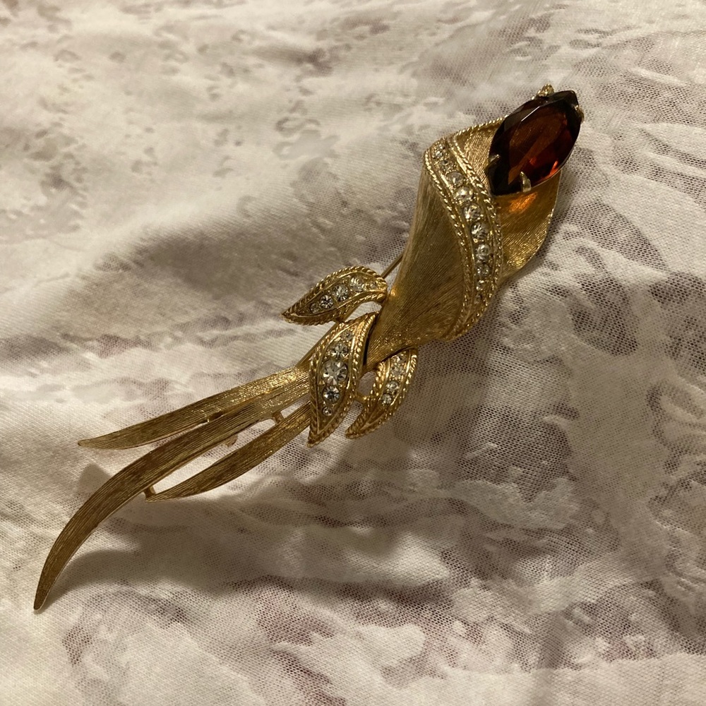 Sarah Coventry Calla Lilly Pin